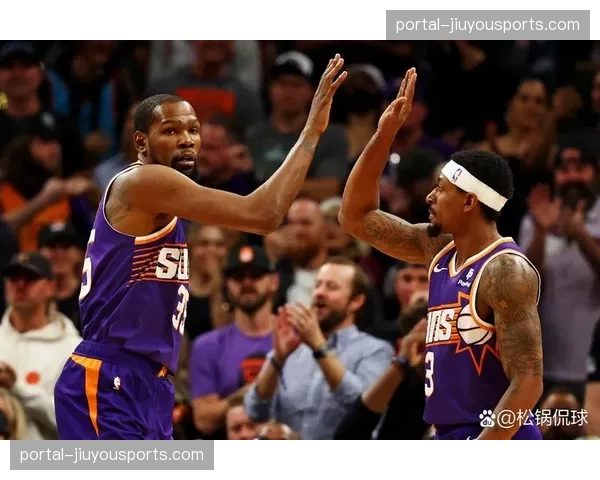 火箭客场105比101险胜黄蜂杜兰特35分8篮板率队复仇